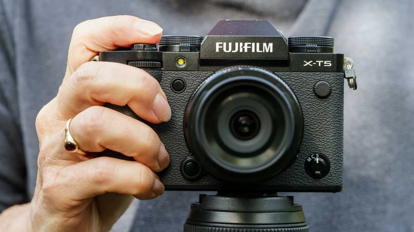 Fujifilm X-T5 Review - SheClicks